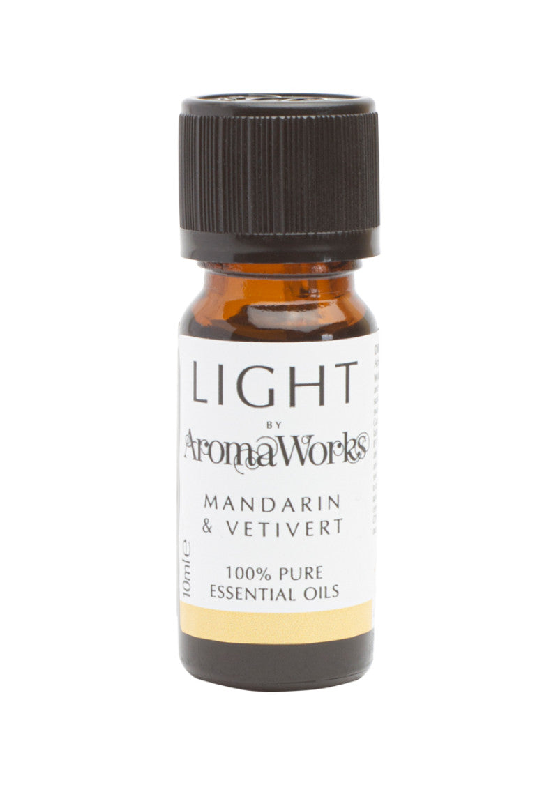 AromaWorks Light Essential Oil Blend Mandarin and Vetivert 10ml