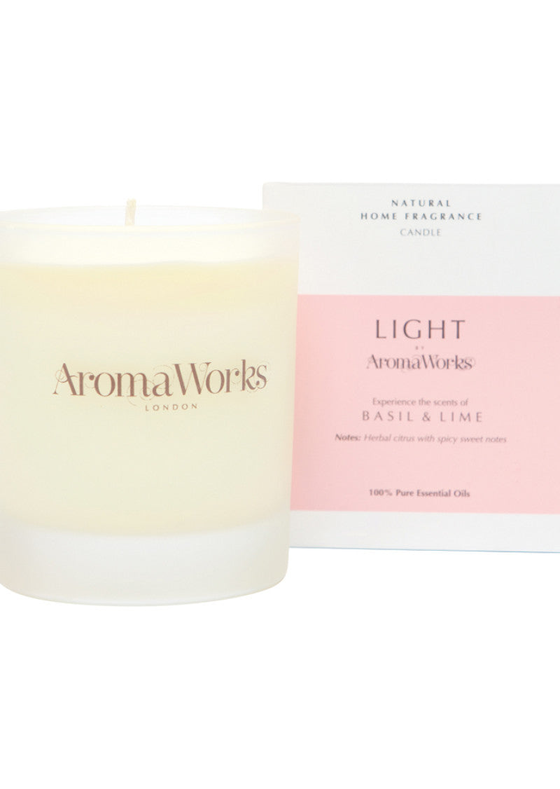 AromaWorks Light Candle Basil and Lime Medium 220g