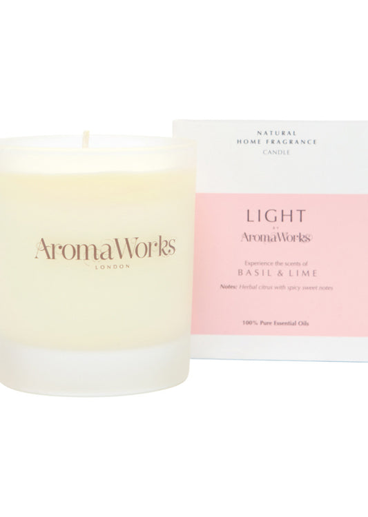 AromaWorks Light Candle Basil and Lime Medium 220g